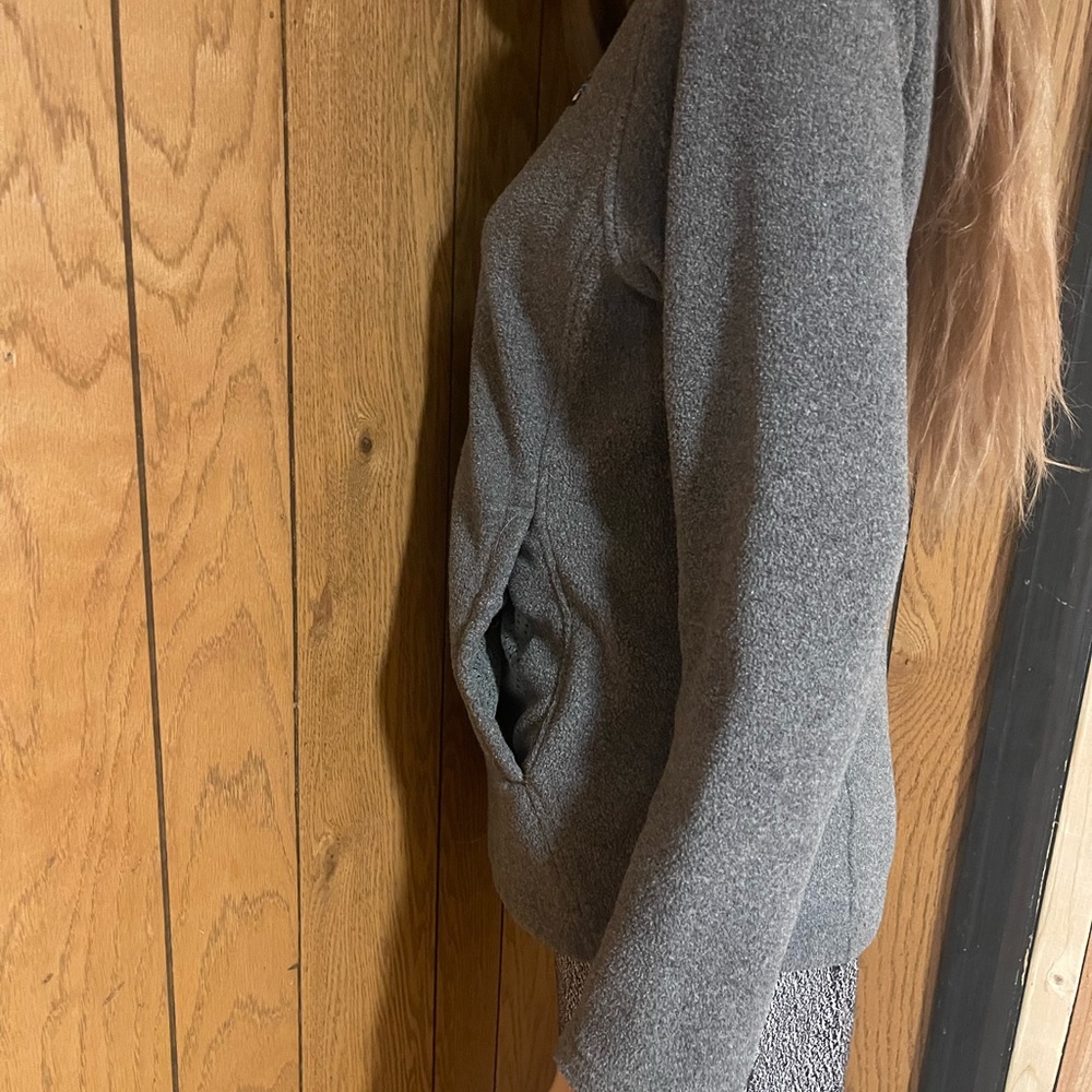 Patagonia Synchilla Gray Fleece Pullover - Picture 6 of 11